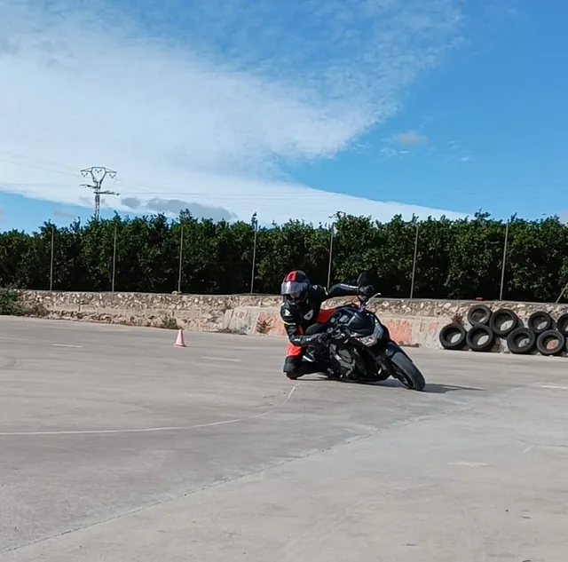 moto en pista